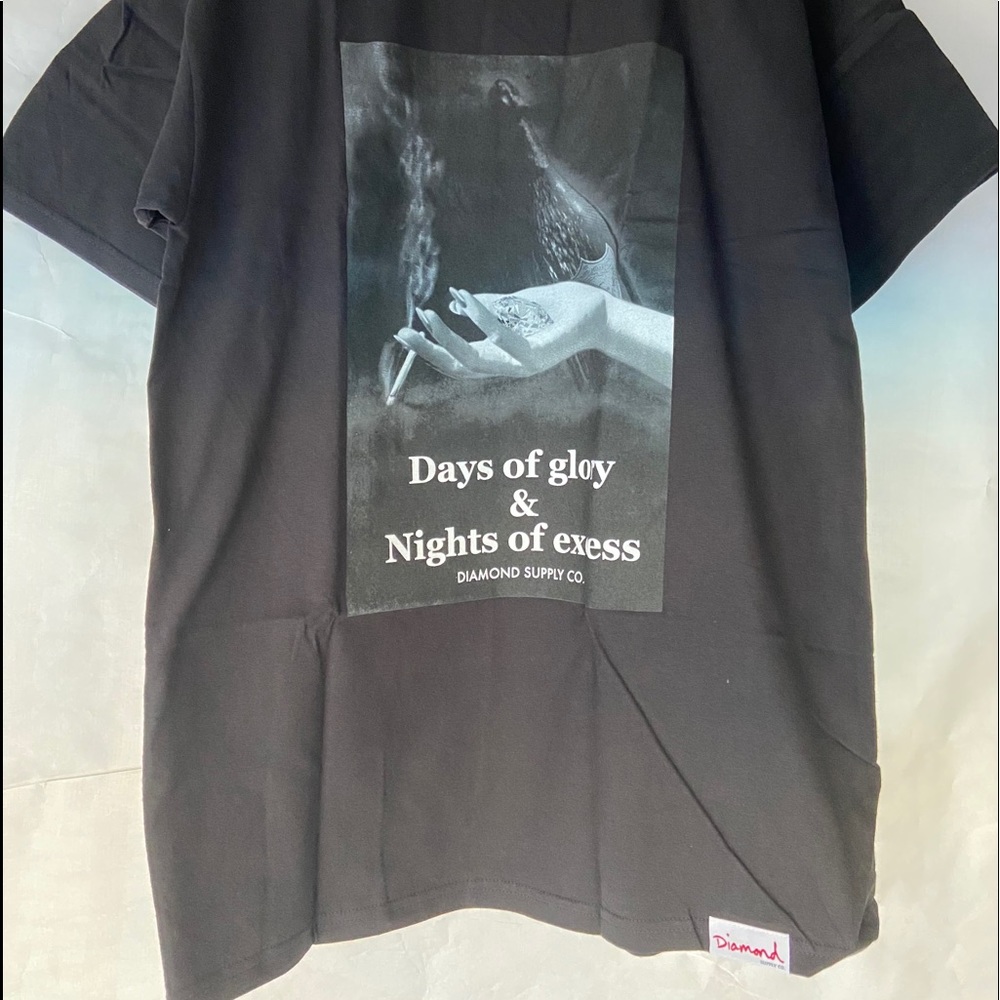 Diamond graphic design tee shirt